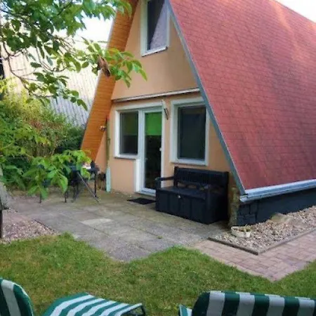 Holiday home Ferienhaus-zum-eichkater-am-duemmer-see